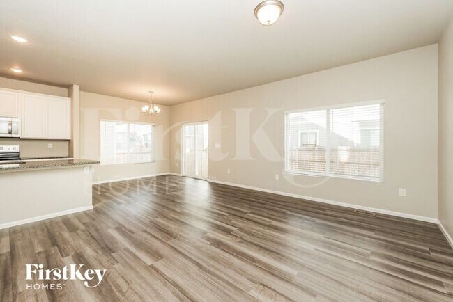 Photo - 11156 Murrelet Dr