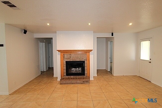 Photo - 3809 Joshua Taylor Dr
