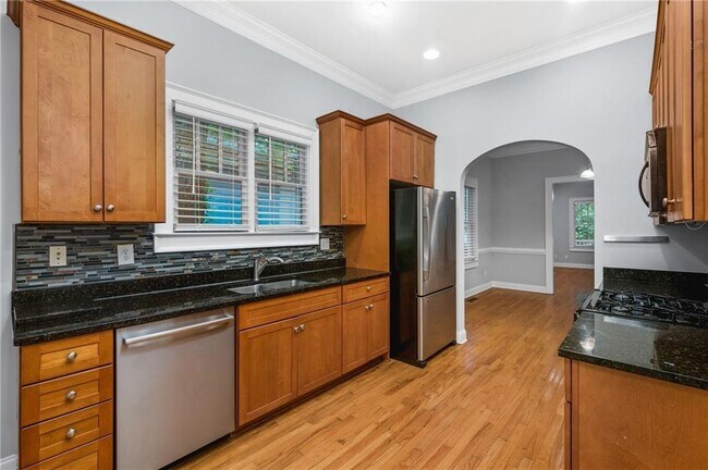 Photo - 444 Florida Ave SE