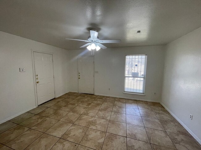 Photo - Dallas home over 1200 sqft!