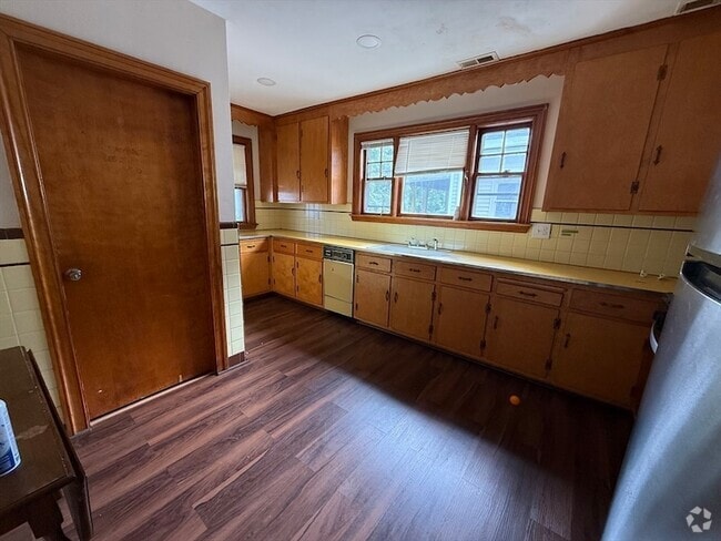 Building Photo - 1706 Second St Unit 2 Rental