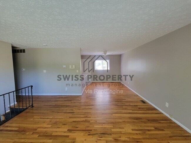 Photo - 2928 Landon Dr