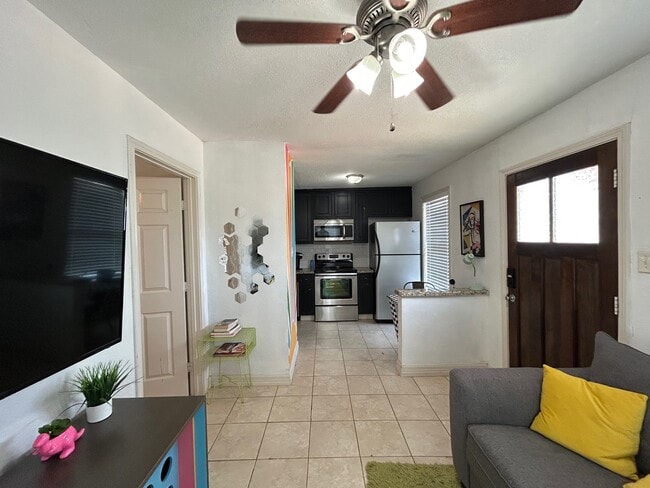 Photo - 212 Montclair Ave
