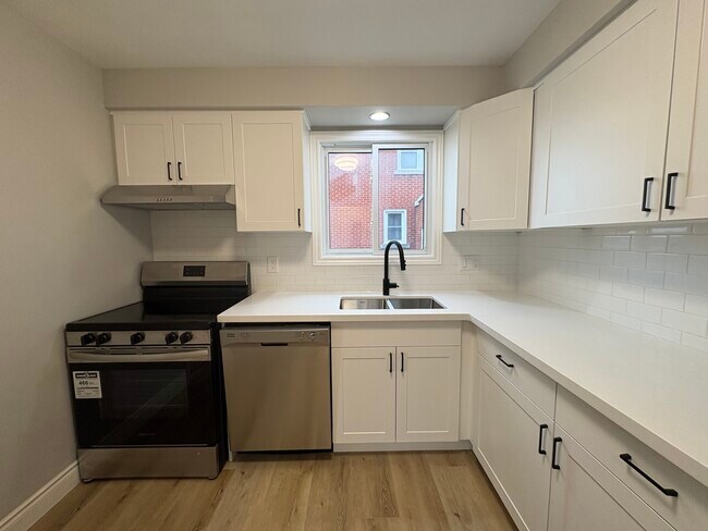 Photo - 105 Morgan Avenue Kitchener Ontario N2A 2M4 Unité 2