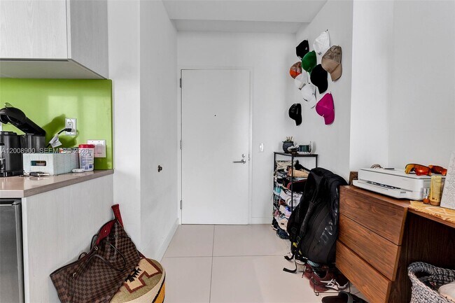 Photo - 501 NE 31st St Unit 4305