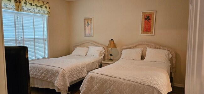 Photo - 142 Scotch Broom Dr Unit VillageattheGlens