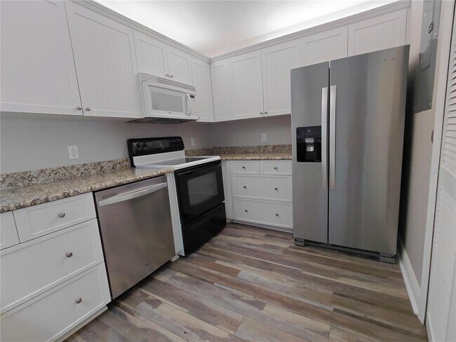Photo - 3300 Loveland Blvd