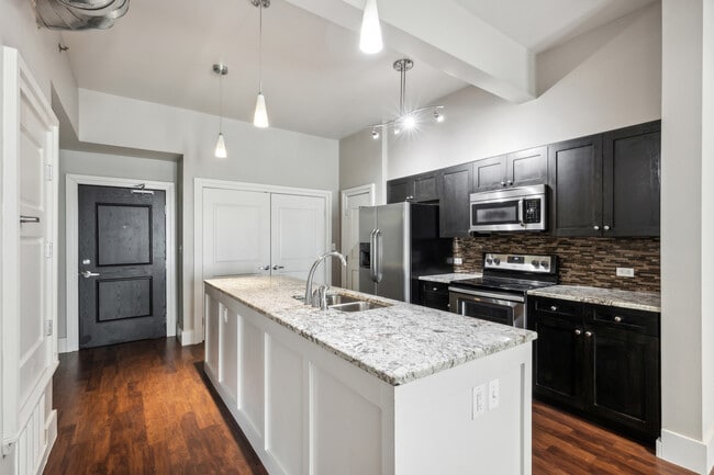 Photo - 1000 Lipscomb St Unit 308