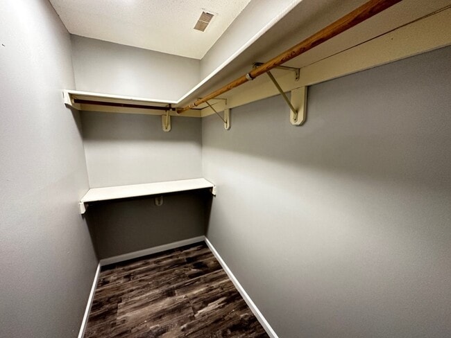 Photo - 1340 Brook St Unit J