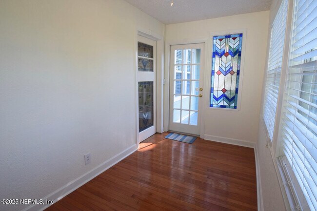 Photo - 4623 Manchester Rd