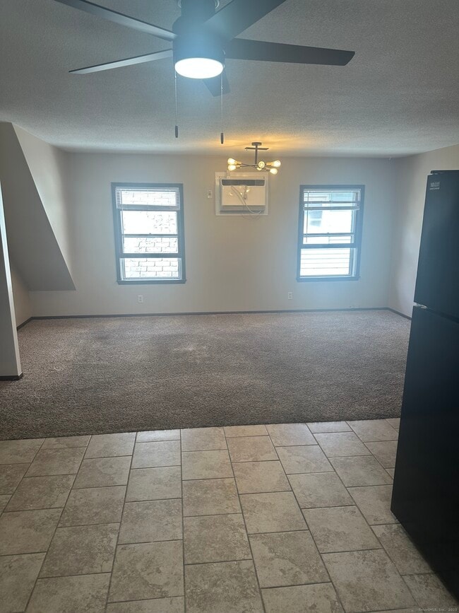 Photo - 94 Thompson St Unit 3rd floor