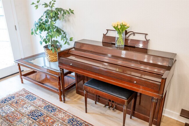 Photo - 42 S Waxberry Rd