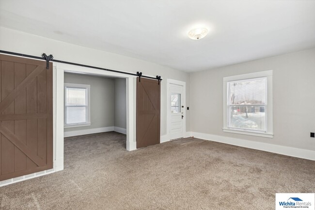 Photo - 1717 S Water St