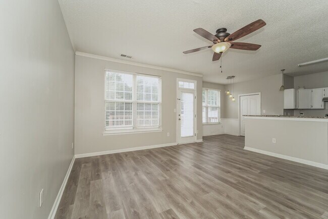 Photo - 4705 Fox Thorne Dr