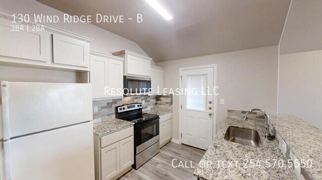 Photo - 130 Wind Ridge Dr Unit B