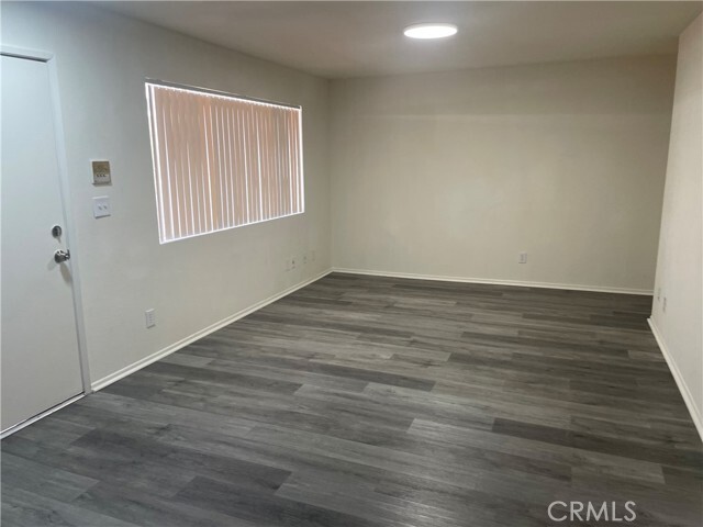 Photo - 1727 W 145th St Apartamento Unidad G