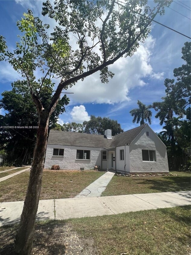 Photo - 245 SW 24th Rd (Miami, FL)