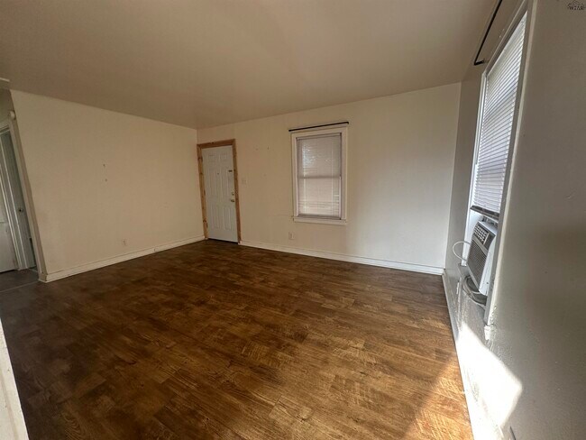 Photo - 3013 Lebanon Rd