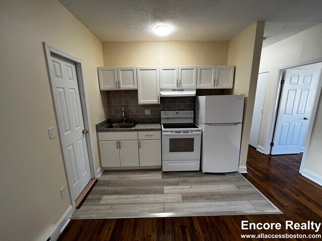 Photo - 888 Huntington Ave Unit 7