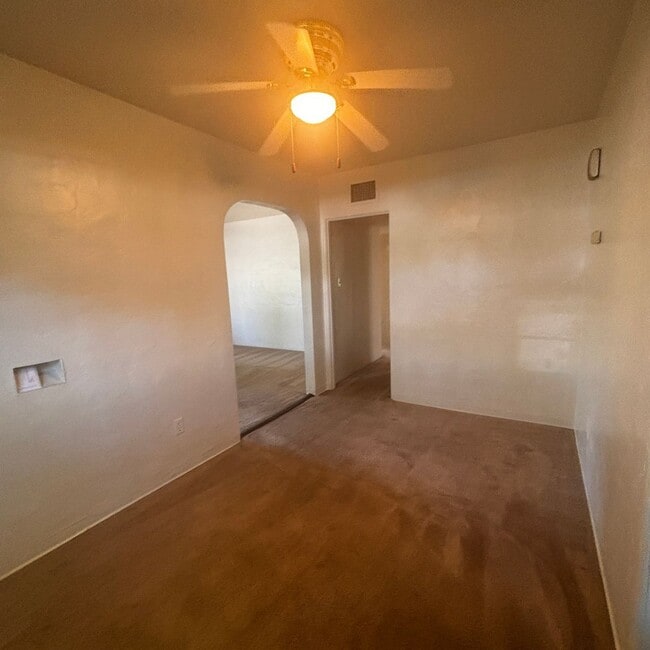 Photo - Cozy 2 bedroom 1 bath Tempe Home – Availab...