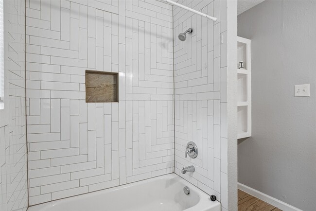 Photo - 3117 Isabella St Unit B