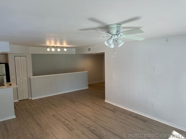 Photo - 4179 N Haverhill Rd Unit 609
