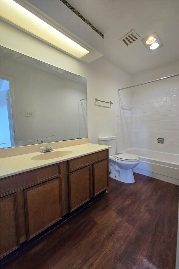 Photo - 7063 Chasewood Dr