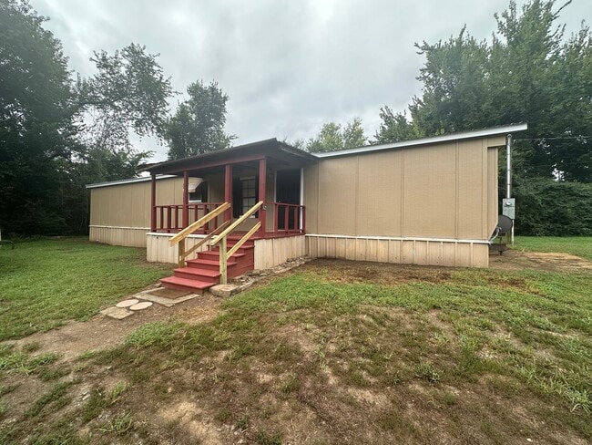 Building Photo - Welcome to this charming 2-bedroom, 2-bath... Rental