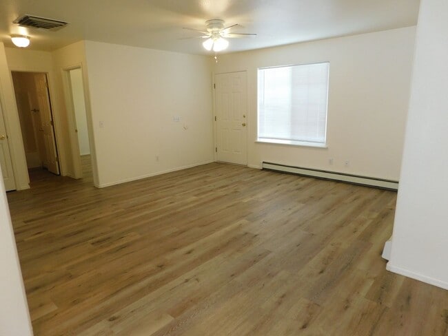 Photo - 424 Pendleton St Unit A