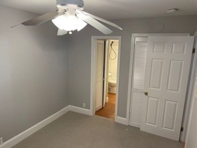 Photo - 1BR in Georgetown East Village WITH PARKING!!!