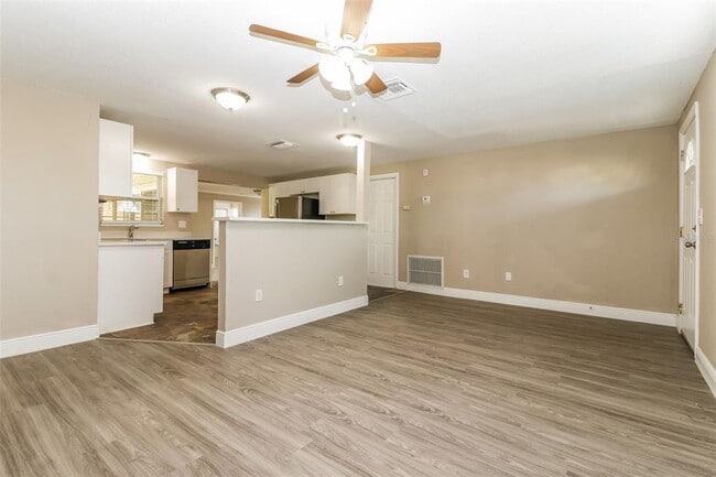 Photo - 3812 Darlington Rd