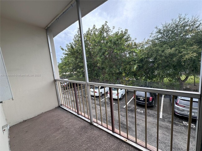 Photo - 415 NE 2nd St Condo Unit 218