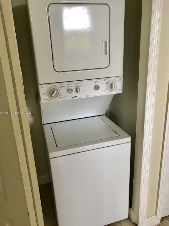 Photo - 2731 SE 17th Ave Unit 201