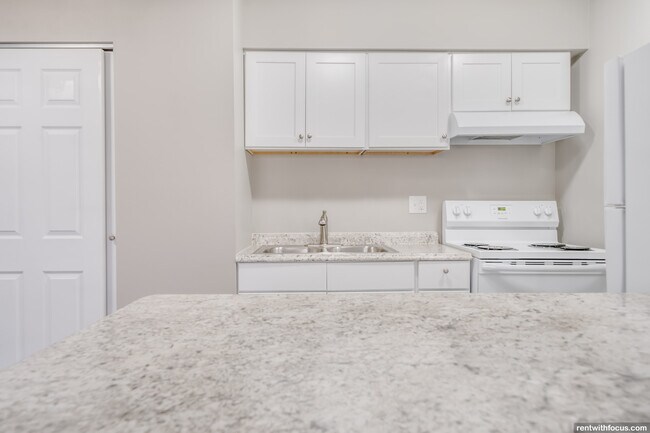 Photo - EVERGREEN PLACE