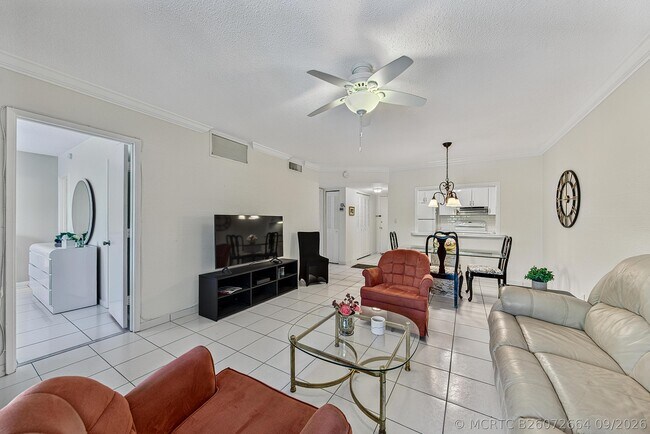 Photo - 255 S Cypress Rd Unit 342