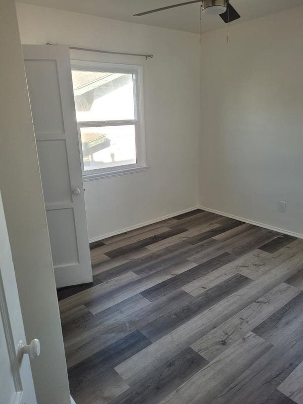 Photo - 966 Holly St