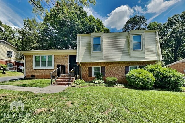 Building Photo - 1416 Painter Pl