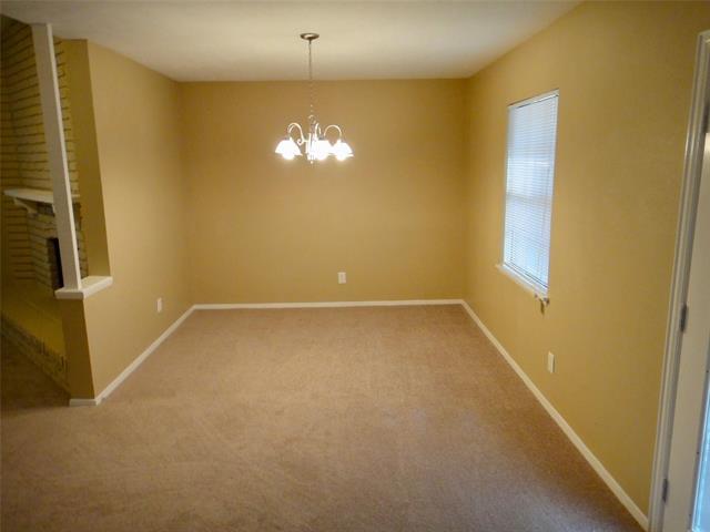 Photo - 512 White Oak St