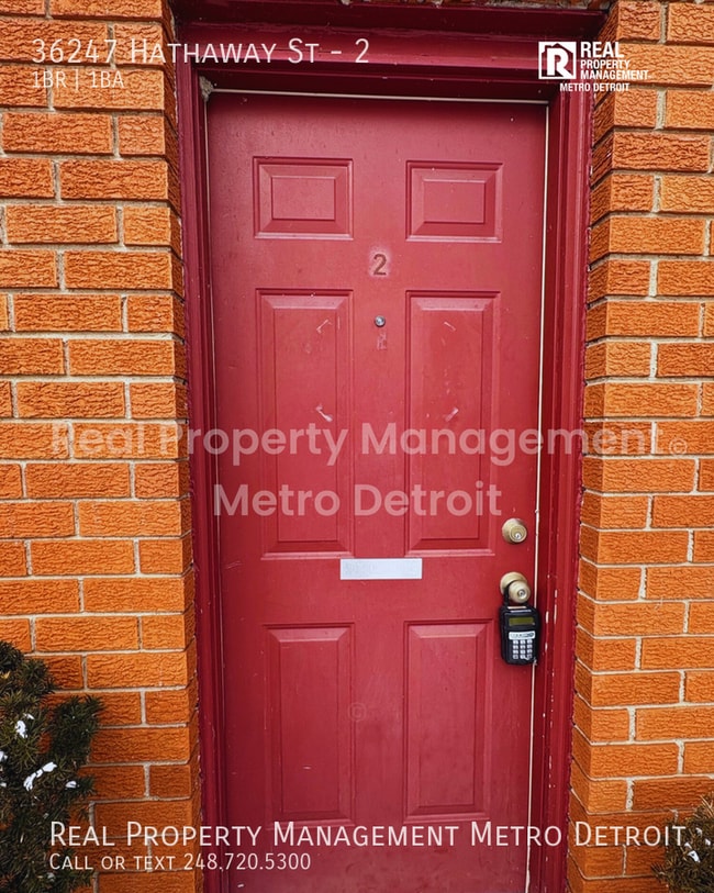 Photo - 36247 Hathaway St Unit 2