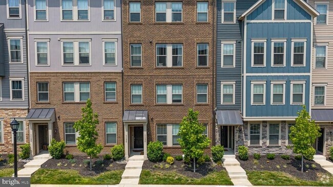Building Photo - 1126 Madeira Terrace SE Rental