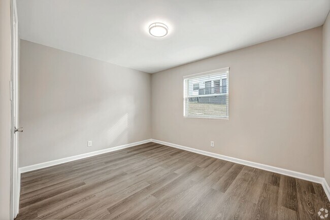 Photo - Comfortable 2BR Living with Easy Access to Everything Unit B8