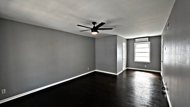 Photo - 1850 Portsmouth St Unit D
