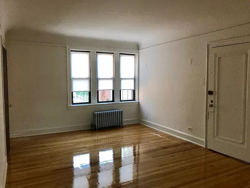 Photo - 1535 W 83rd St Unidad 3