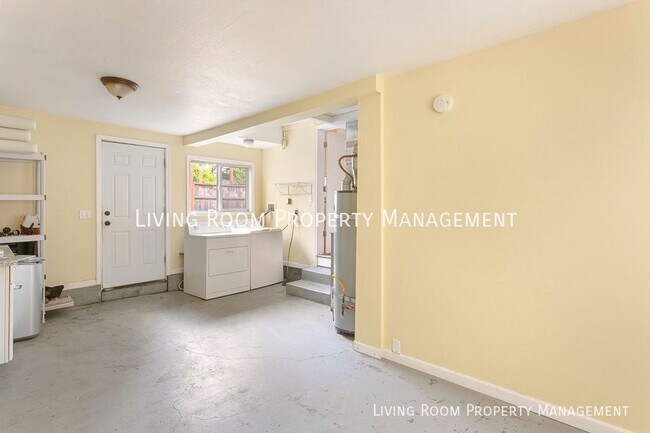 Photo - 8729 SE Morrison St Unit A
