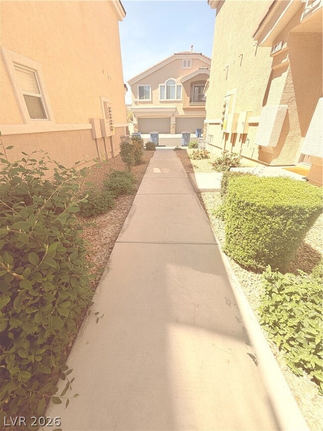 Photo - 6044 Towboat St