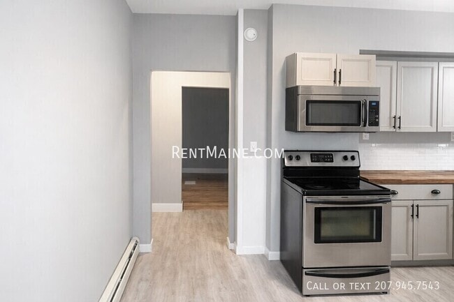 Photo - 454 S Main St Unit A