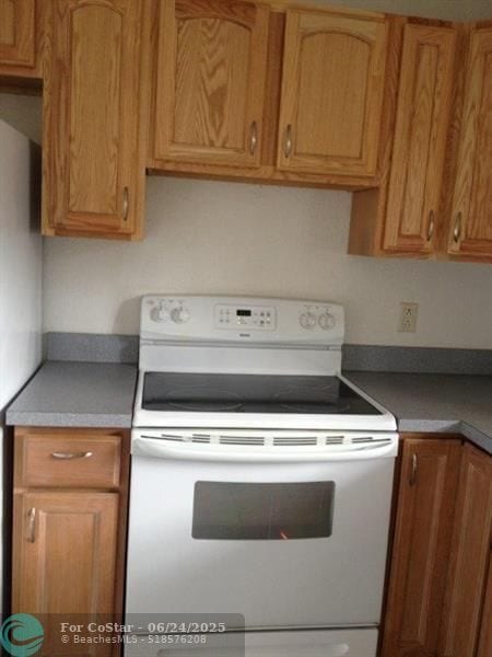 Photo - 19 Meridian Ave