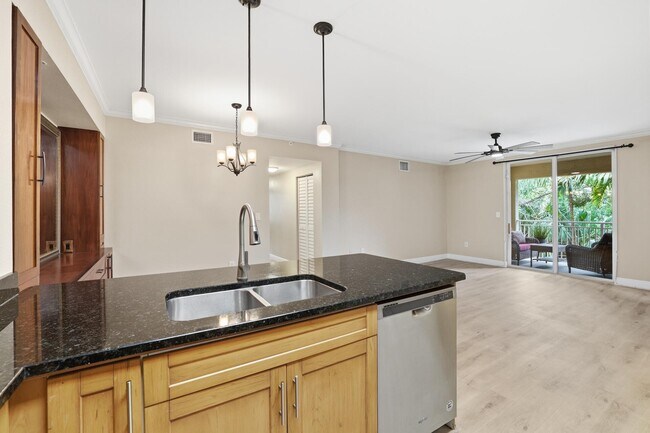 Photo - 6559 Emerald Dunes Dr Unit 308