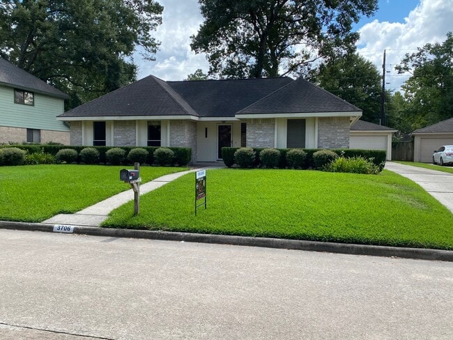 Photo - 3706 Hill Springs Dr