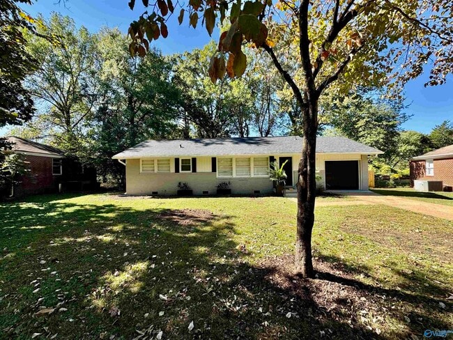 Photo - 2019 Lance Rd NW